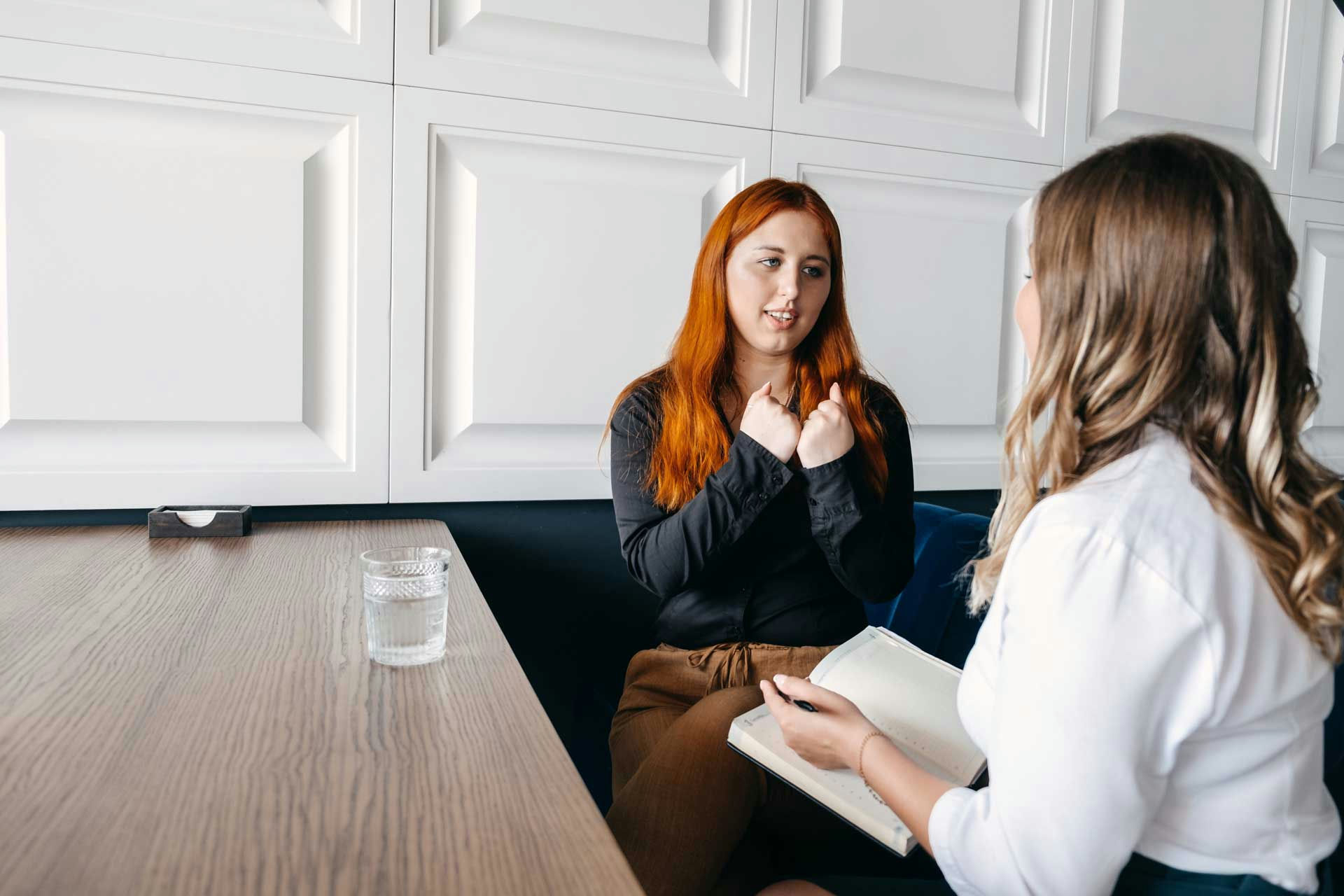 woman understanding different types of addiction therapy